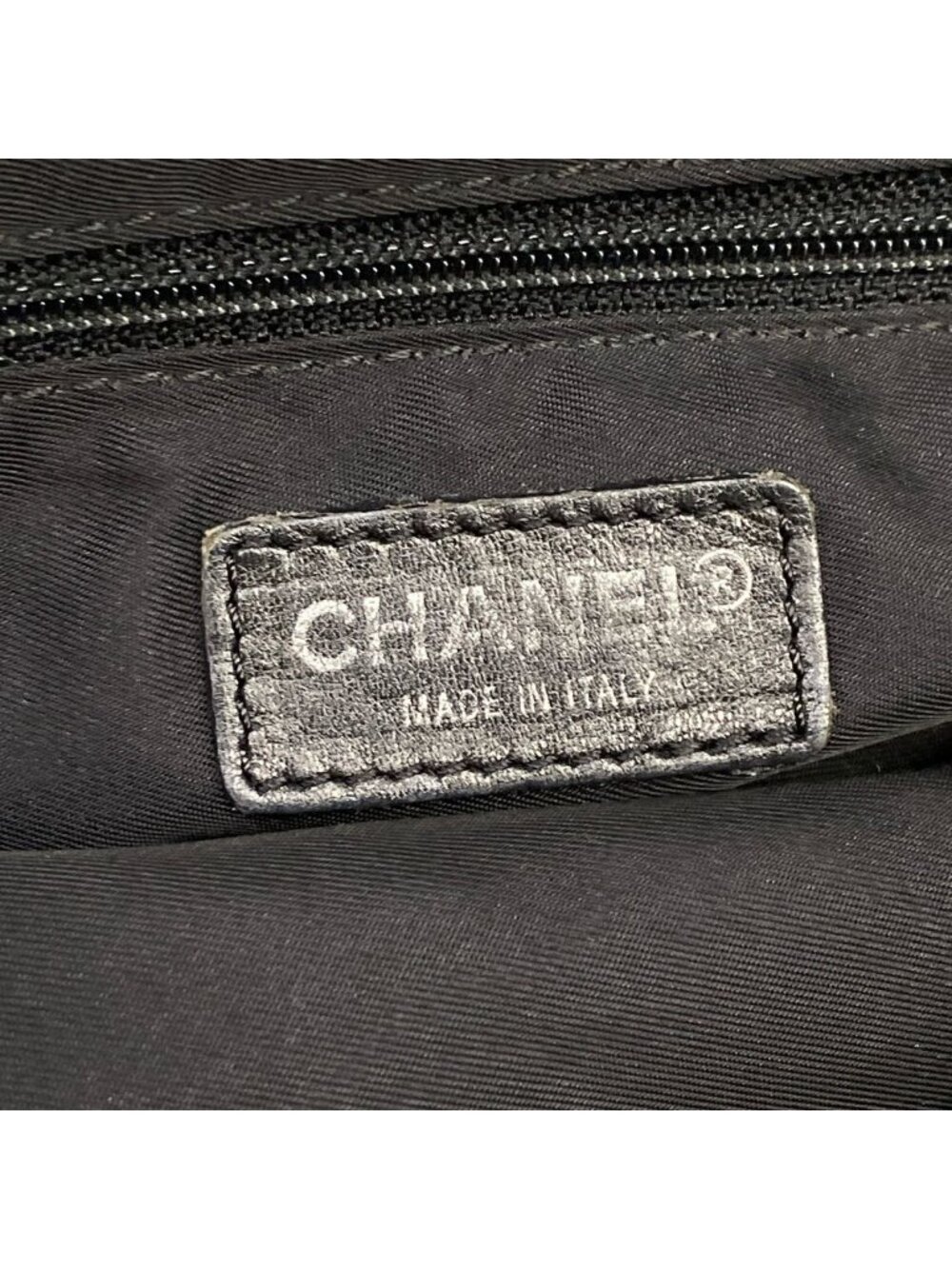 Chanel Tote New Travel Line GM Black Leather - Picture 8 of 12